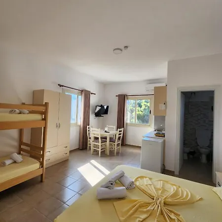 Aparthotel Apet 27 *