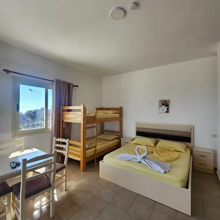 Apet 27 Aparthotel Shengjin